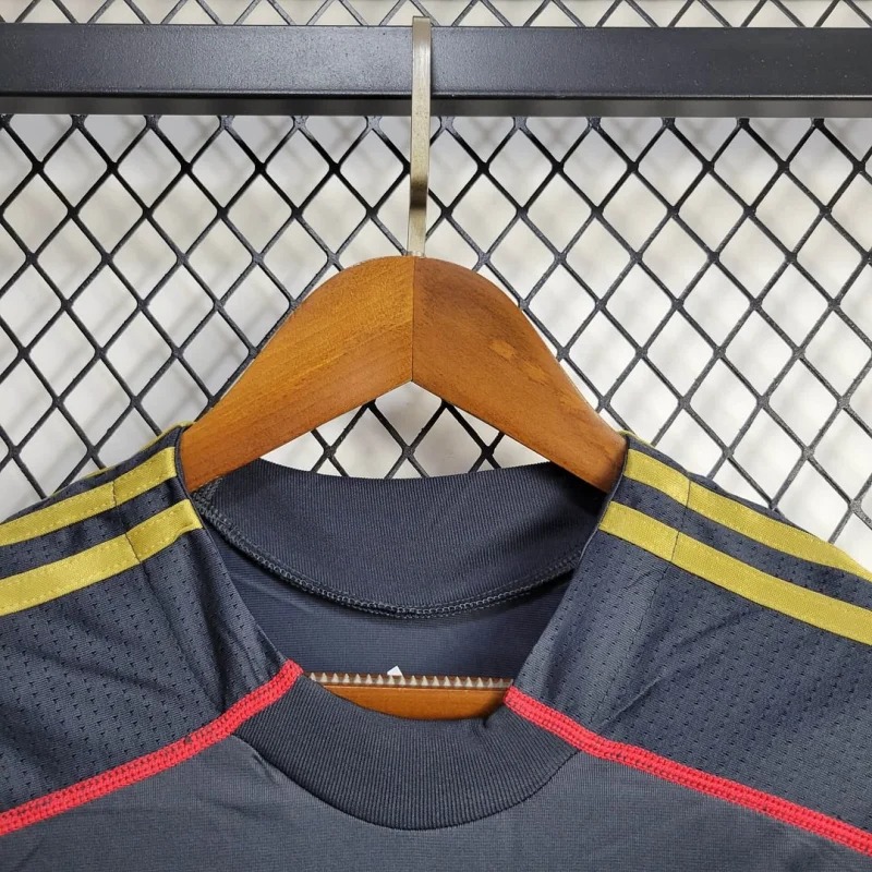 Liverpool Retro Football Jersey Away Long Sleeve Custom Shirt 2009/10 - Ujersey NHL