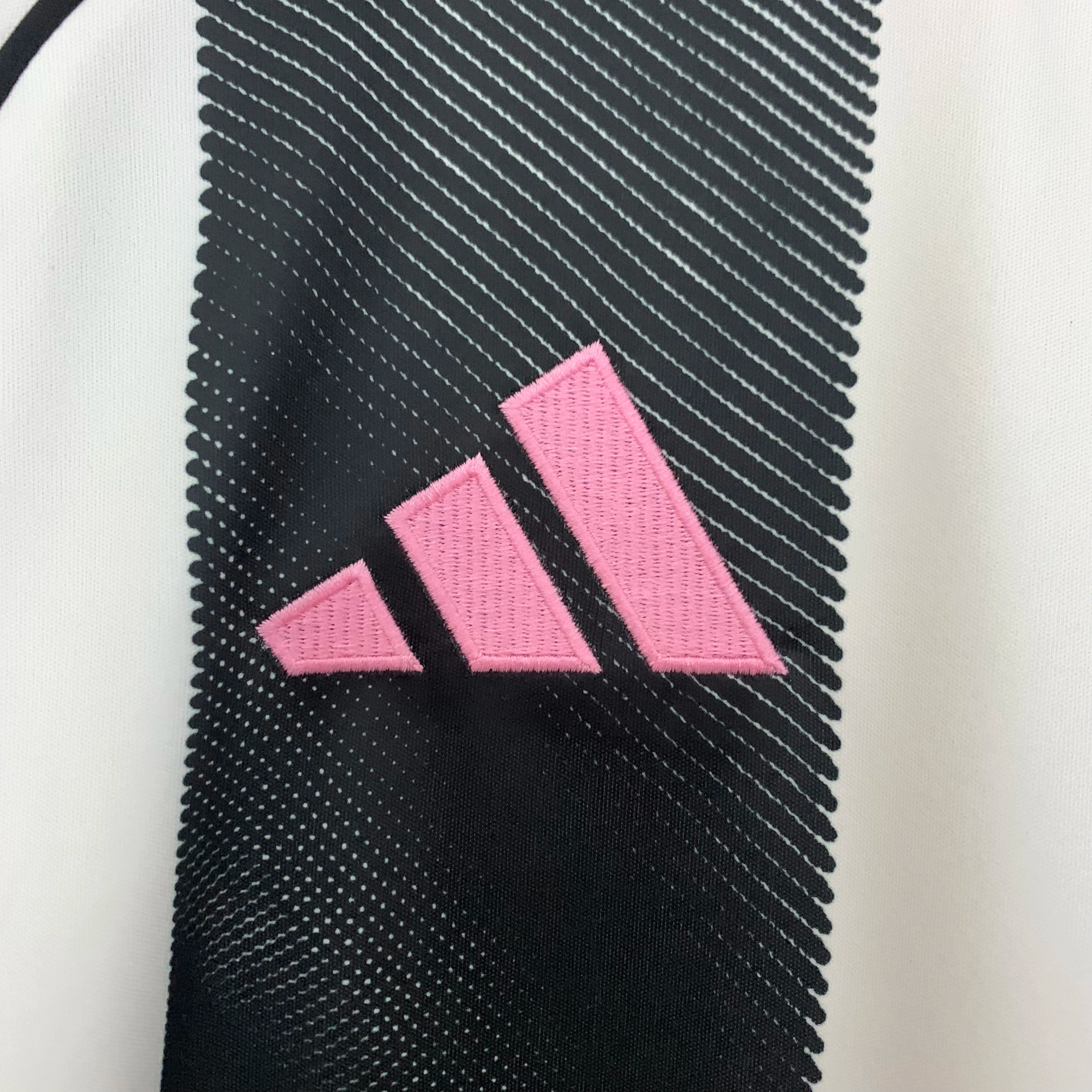 Juventus Soccer Jersey Home Custom Shirt 2025/26 - ujerseystore