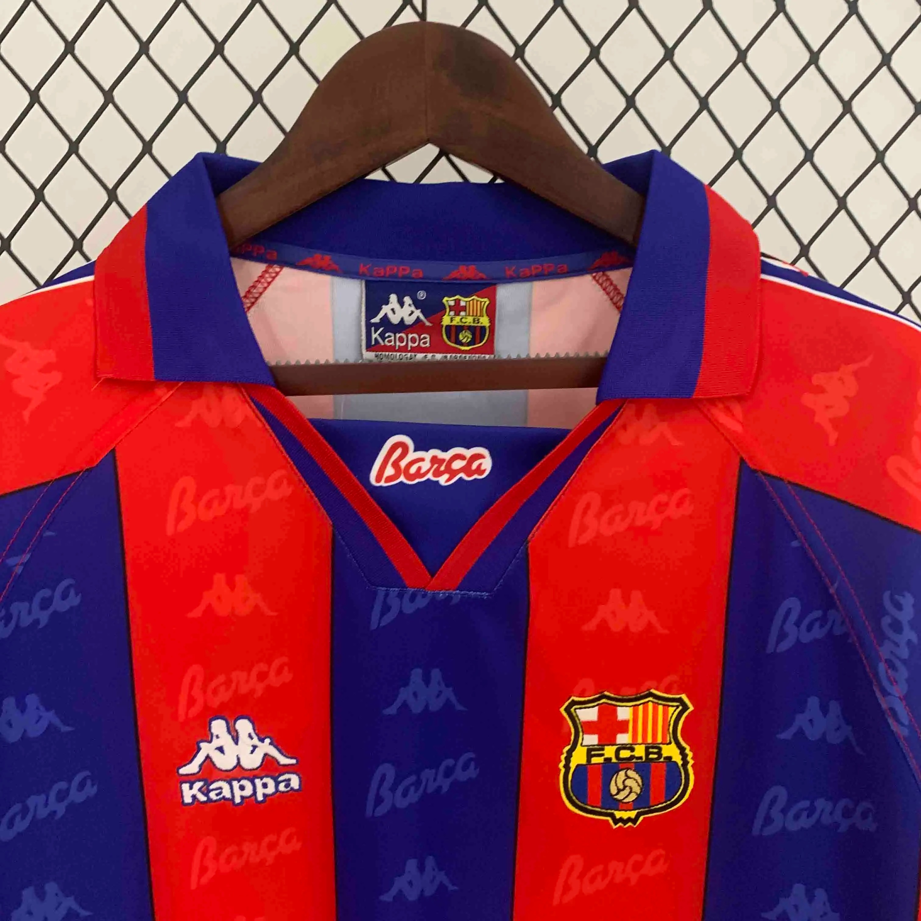Barcelona Retro Jersey Home Long Sleeve Soccer Shirt 1996-97 - U-jersey