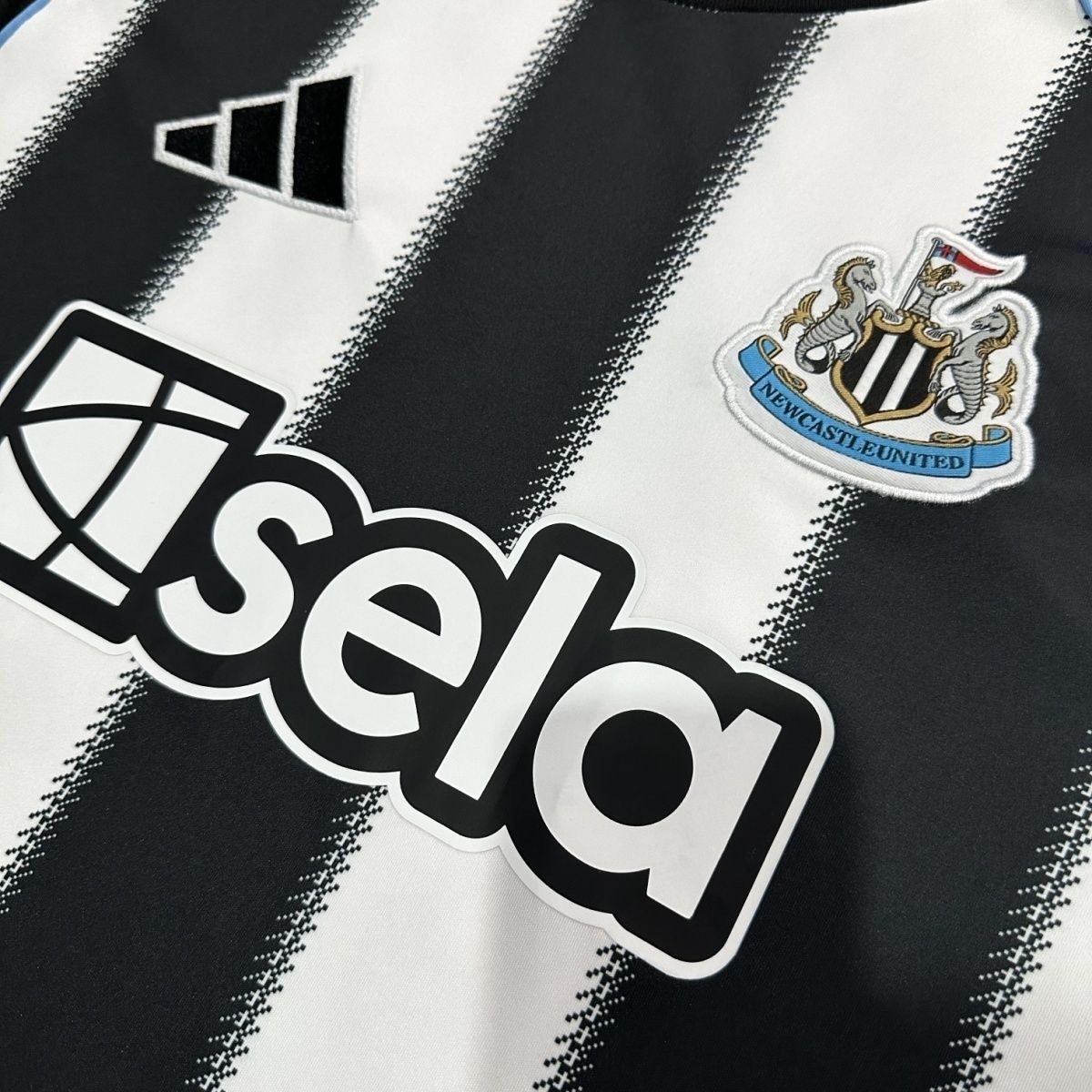 Newcastle United Football Jersey Home Custom Shirt 2025/26 - ujerseystore