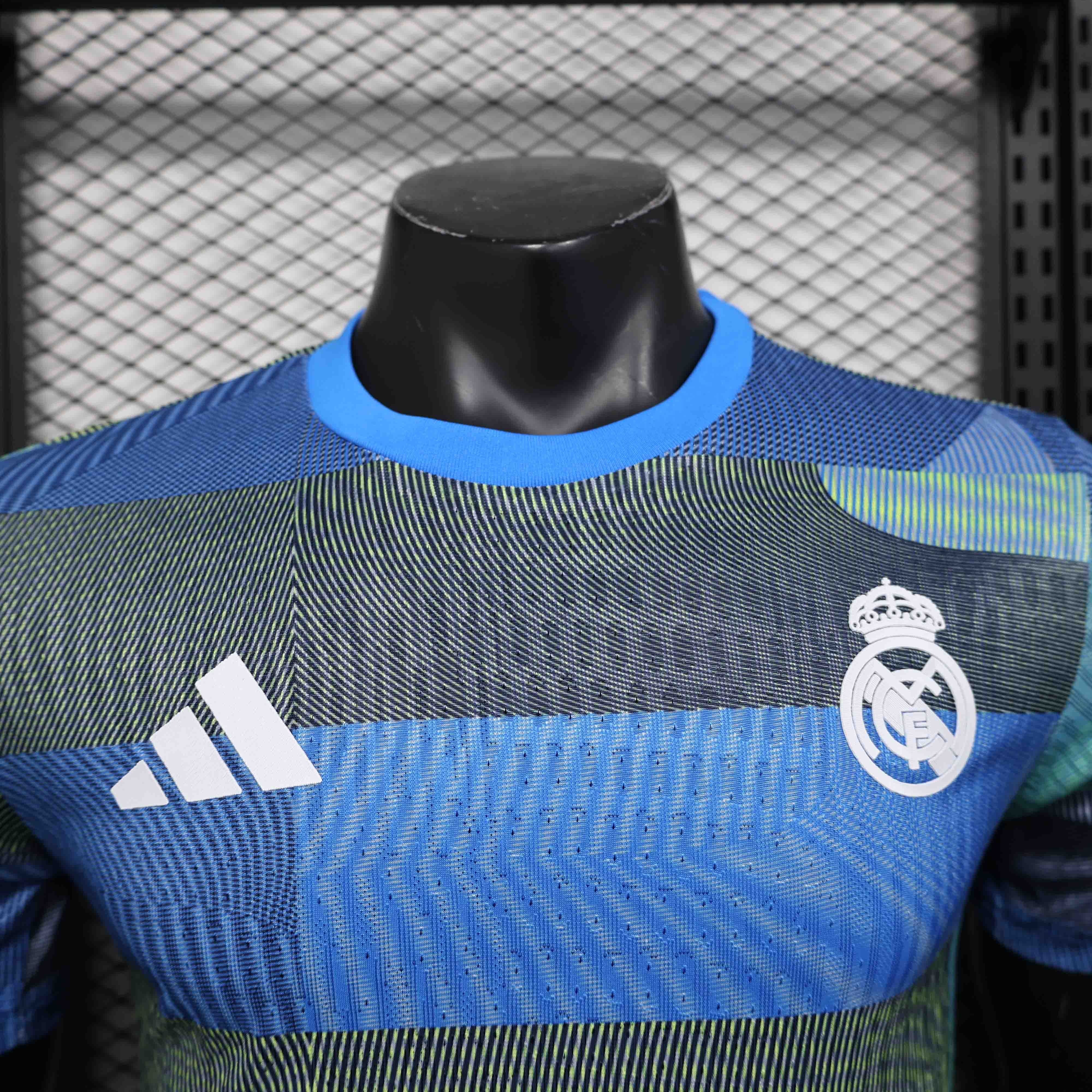 Real Madrid Soccer Jersey Training Shirt 2025/26 - U-jersey