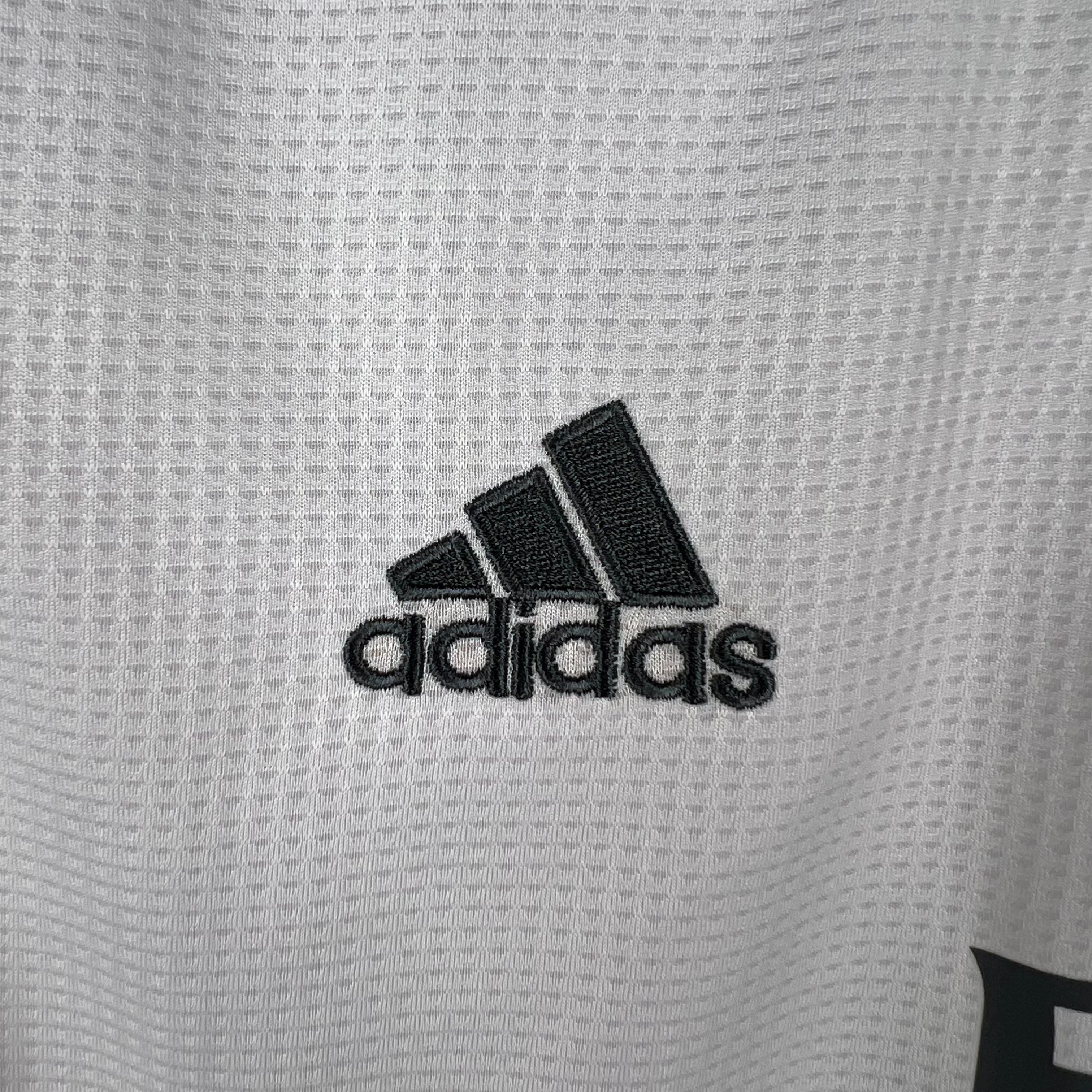 Real Madrid Retro Jersey Home Long Sleeve Custom Soccer Shirt 2015/16 - ujerseystore