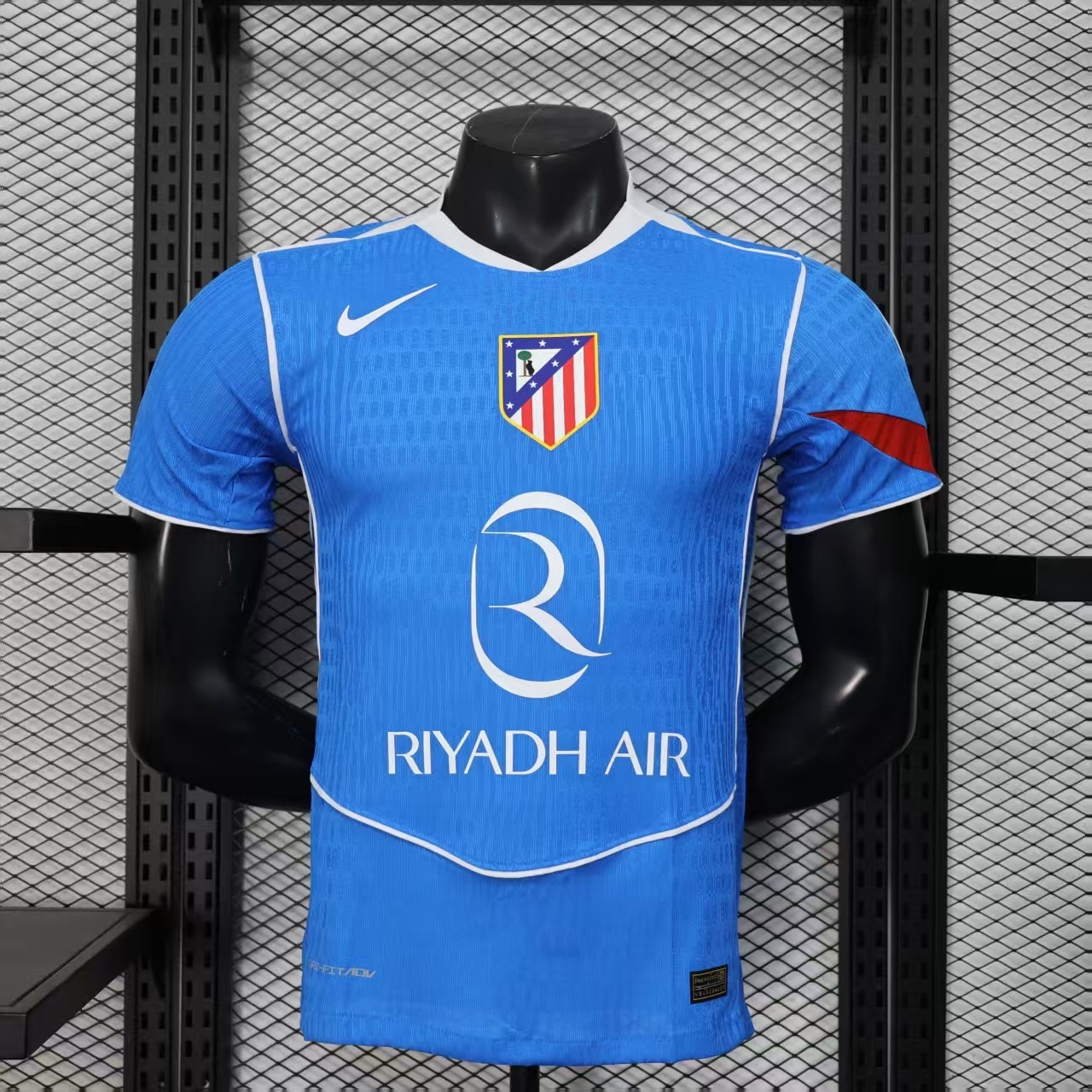 Atlético Madrid's second away football jersey 2025/2026