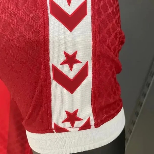 Liverpool Football Jersey x Converse Joint Special Edition Shirt 2024/25 - U-jersey