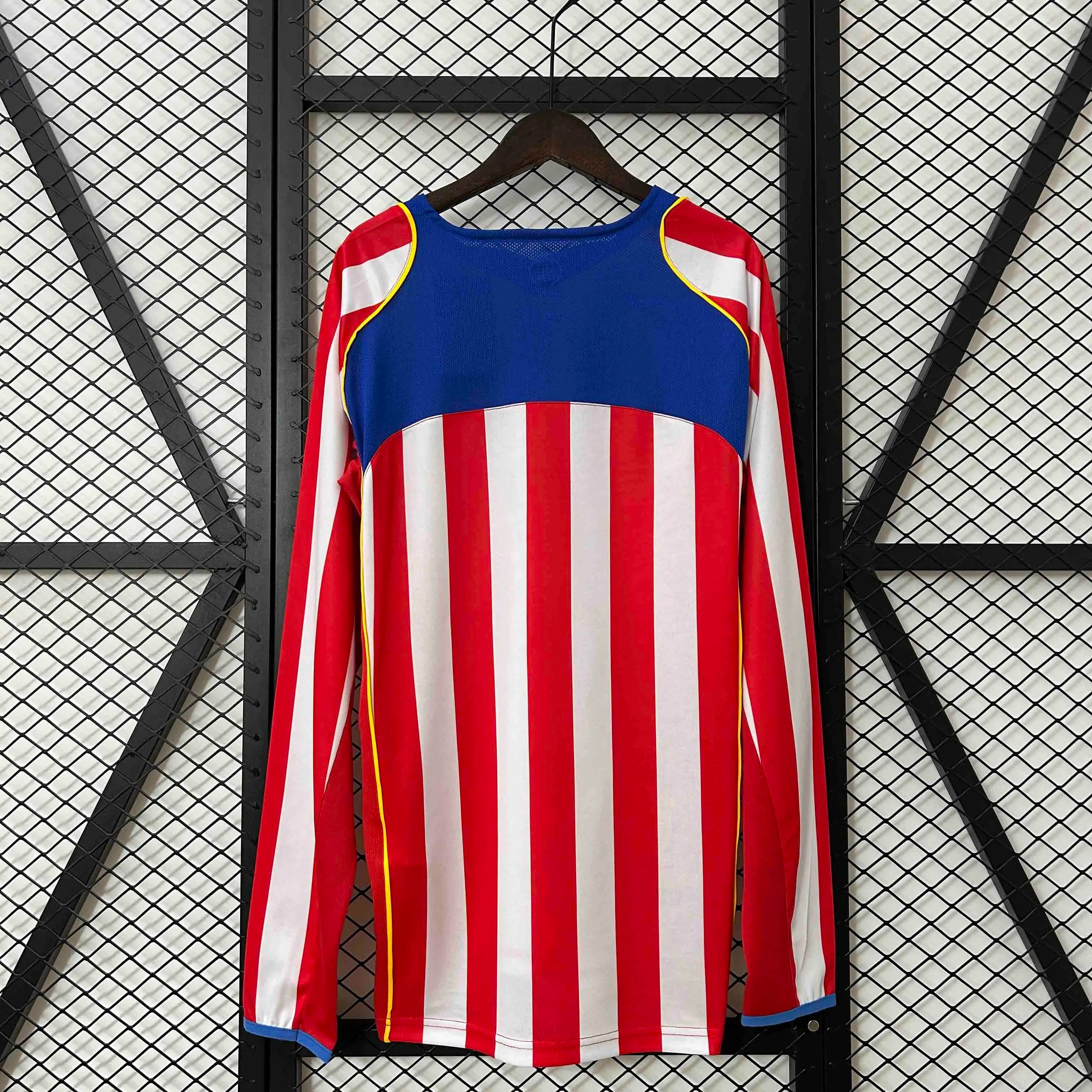 Atletico Madrid Retro Soccer Jersey Home Long Sleeve Shirt 2004/05