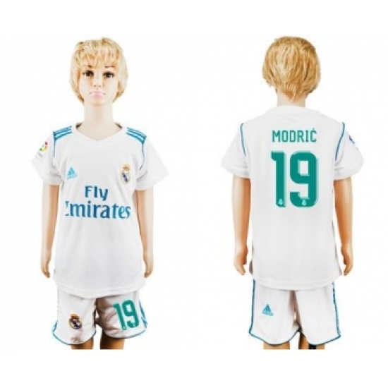 Real Madrid #19 Modric White Home Kid Soccer Club Jersey