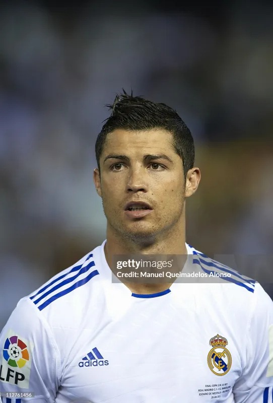 Real Madrid Retro Jersey Home Long Sleeve Soccer Shirt 2010/11