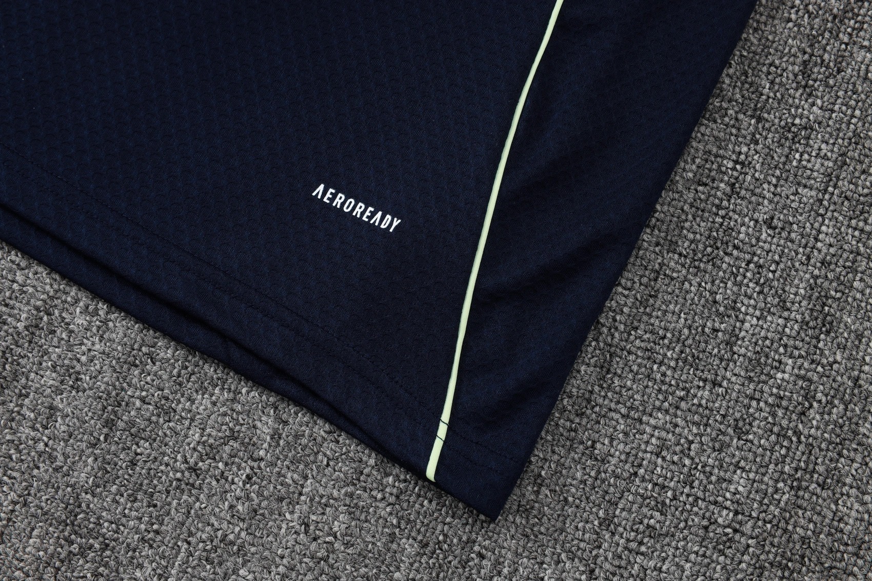 Real Madrid Training Jersey Kit Cyan 2025/26 - U-jersey