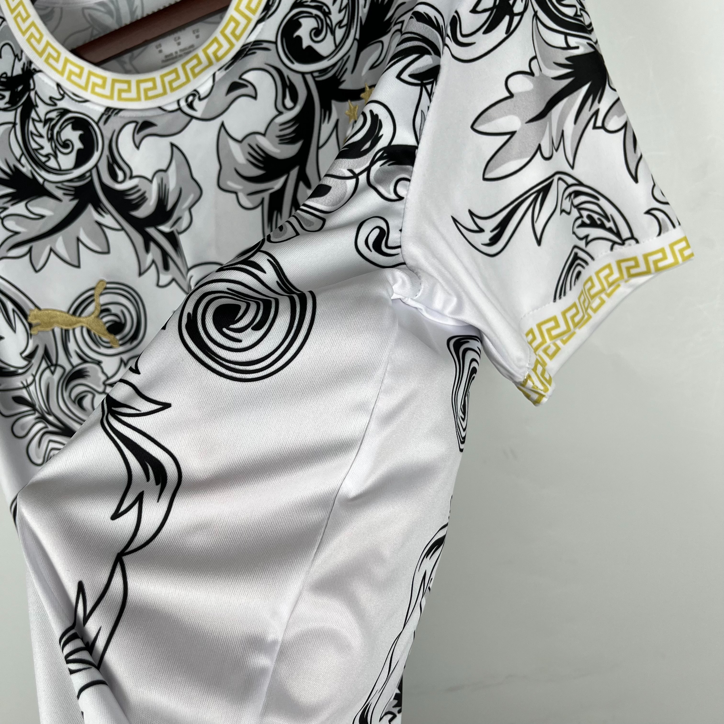 Italy Soccer Jersey x Versace White Special Edition Custom Shirt 2024 - Ujersey Shop