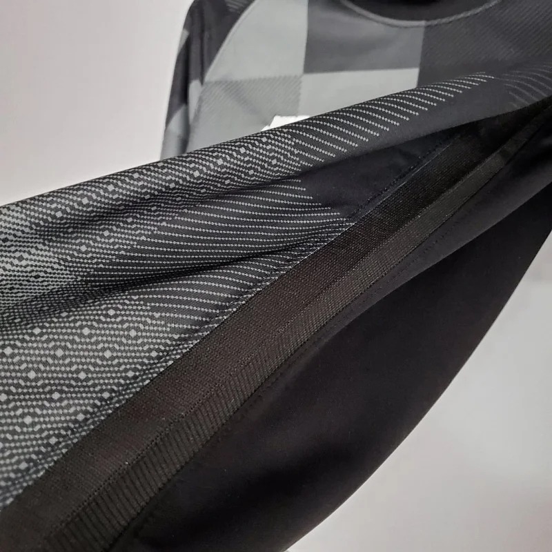 Liverpool Retro Football Jersey Goalkeeper Custom Shirt 2021/22 - Ujersey NHL