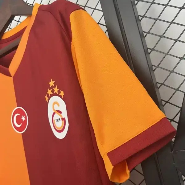 Galatasaray Home Football Jersey Custom Shirt 2025/26 - ujerseystore