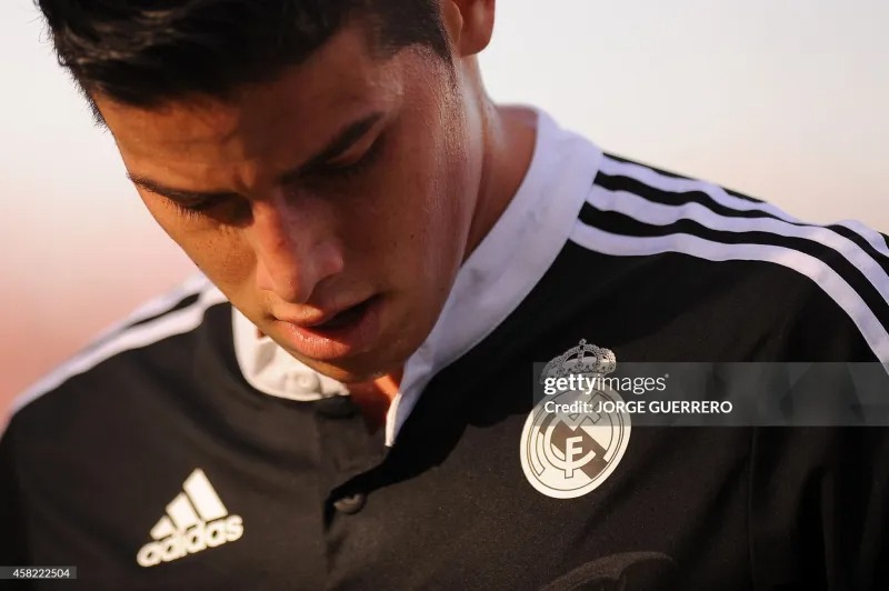 Real Madrid Retro Jersey Third Away Long Sleeve Soccer Shirt 2014/15