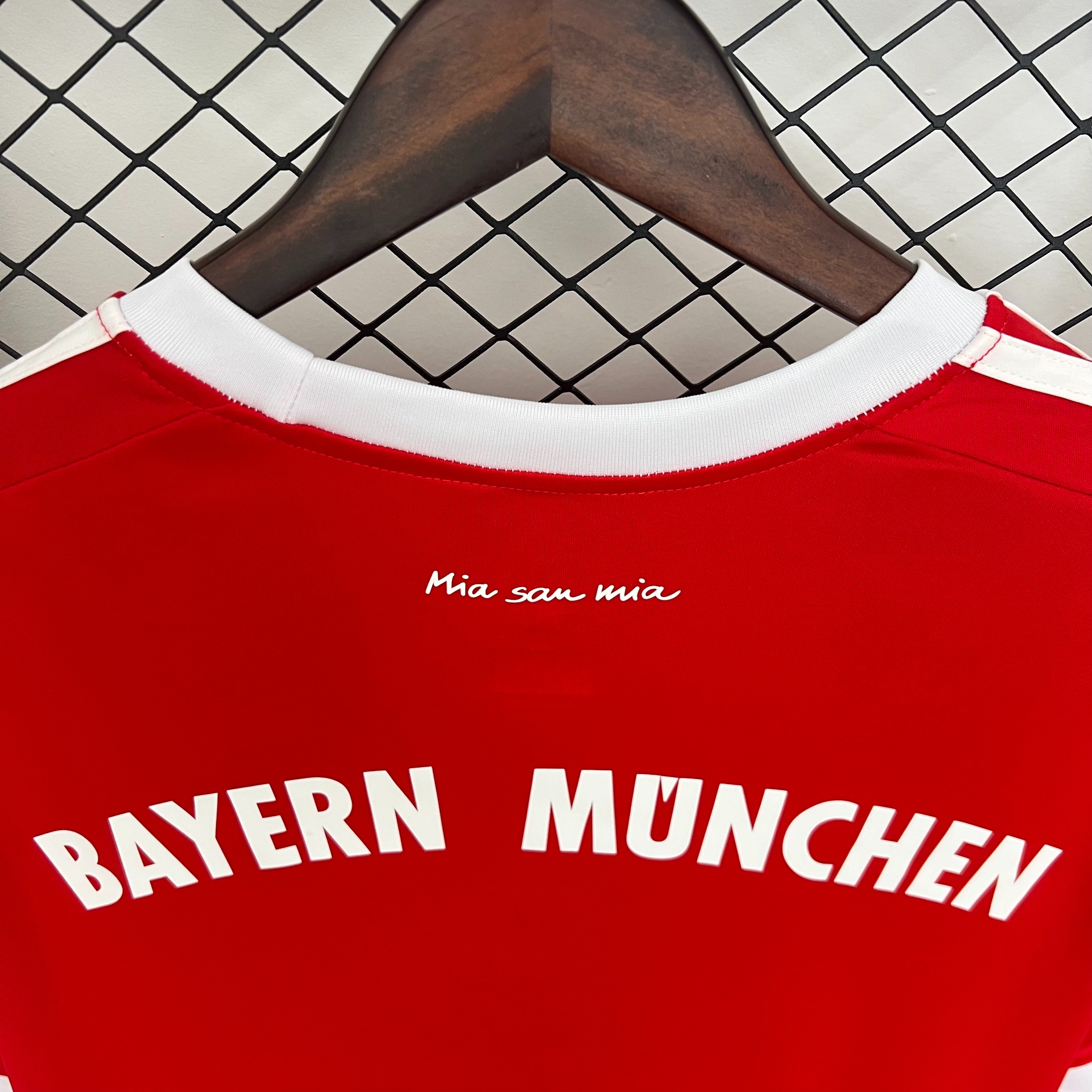 Bayern Munich Retro Jersey Home Soccer Shirt 2017-2018 - Ujersey NHL