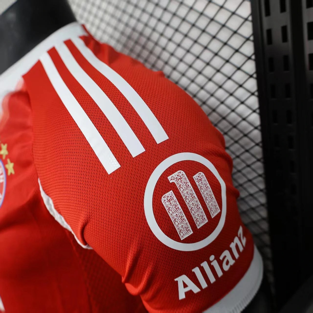 Bayern Munich Soccer Jersey Home Shirt 2025/26