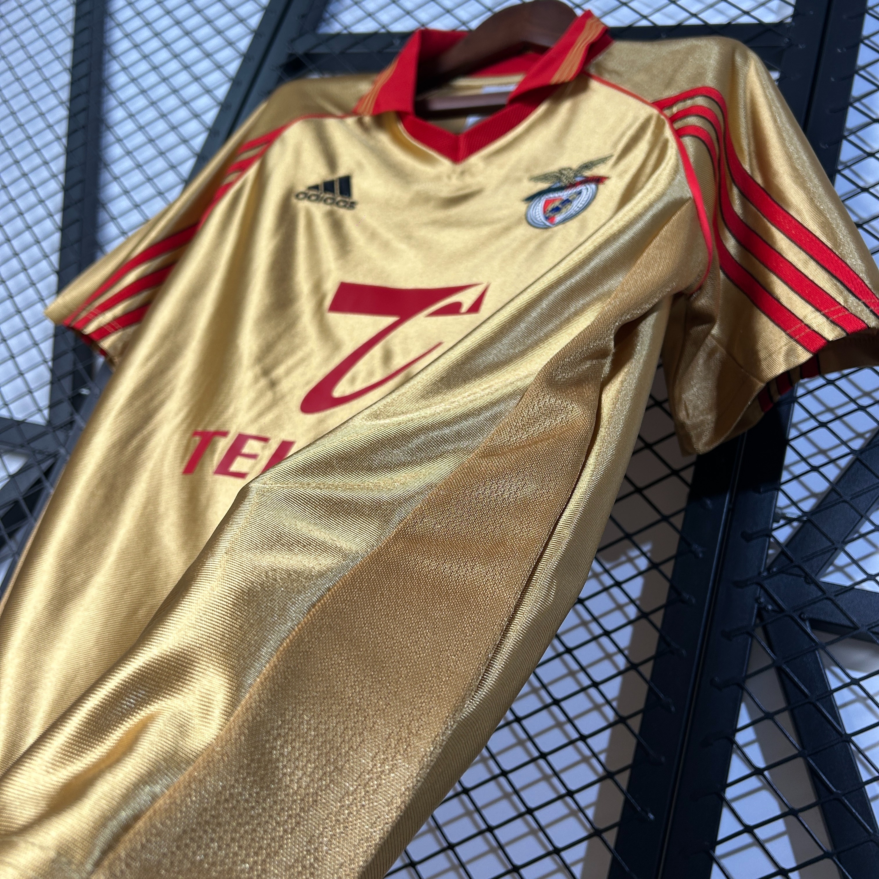 Benfica Retro Soccer Jersey Away Custom Shirt 1998/99 - Ujersey
