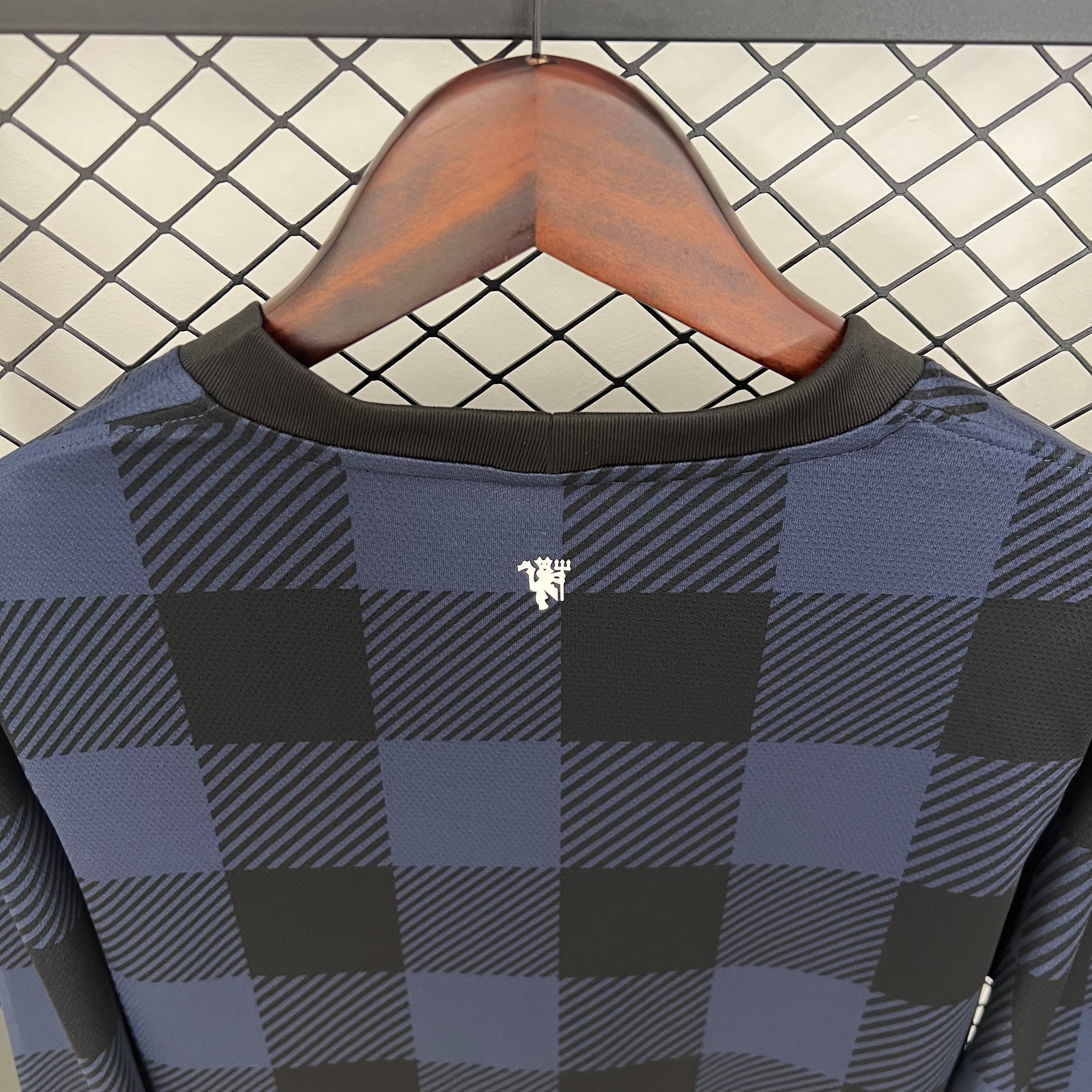 Manchester United Retro Away Long Sleeve Football Jersey Shirt 2013/14 - Ujersey NHL