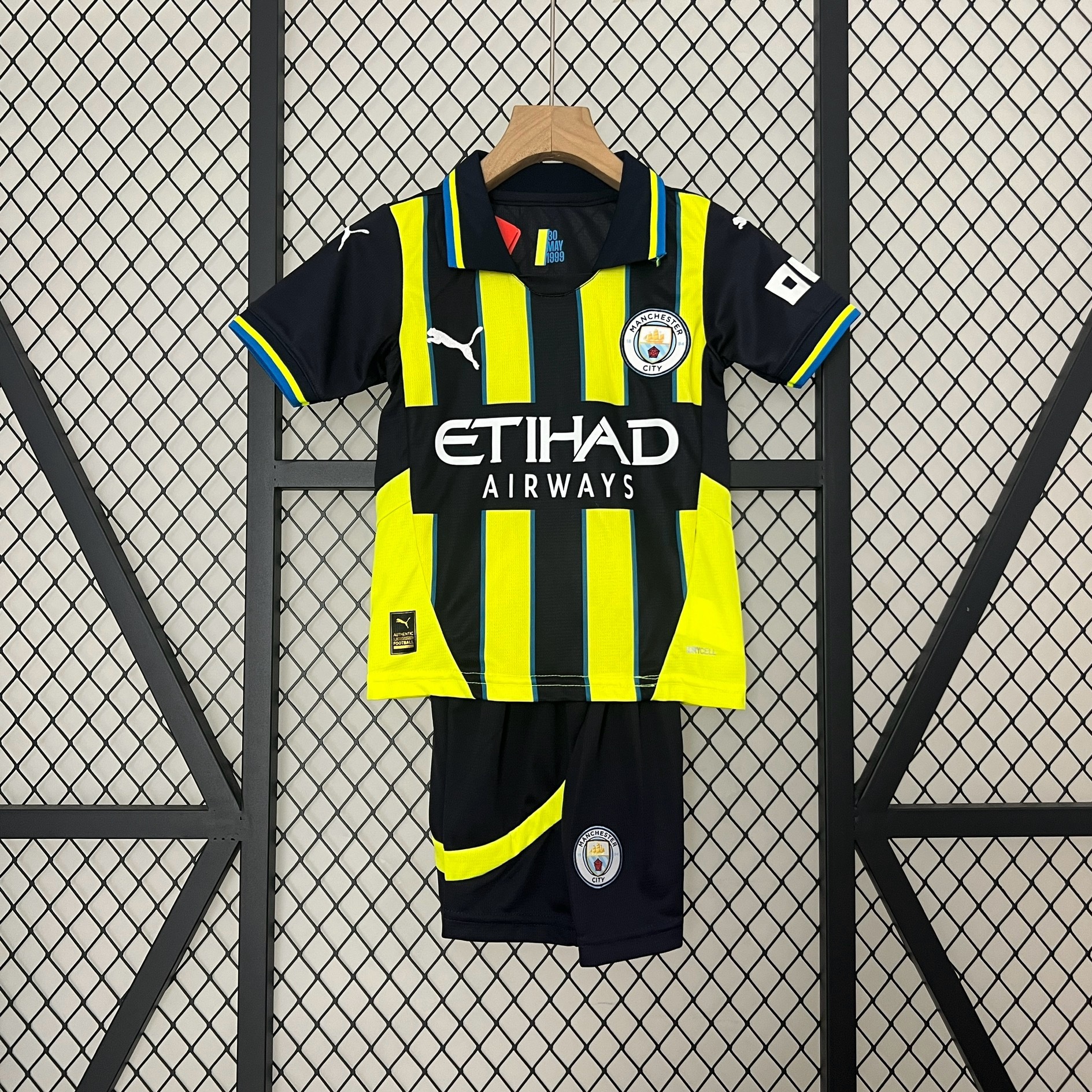 Manchester City Away Kids Kit Jersey+Shorts 2024/25
