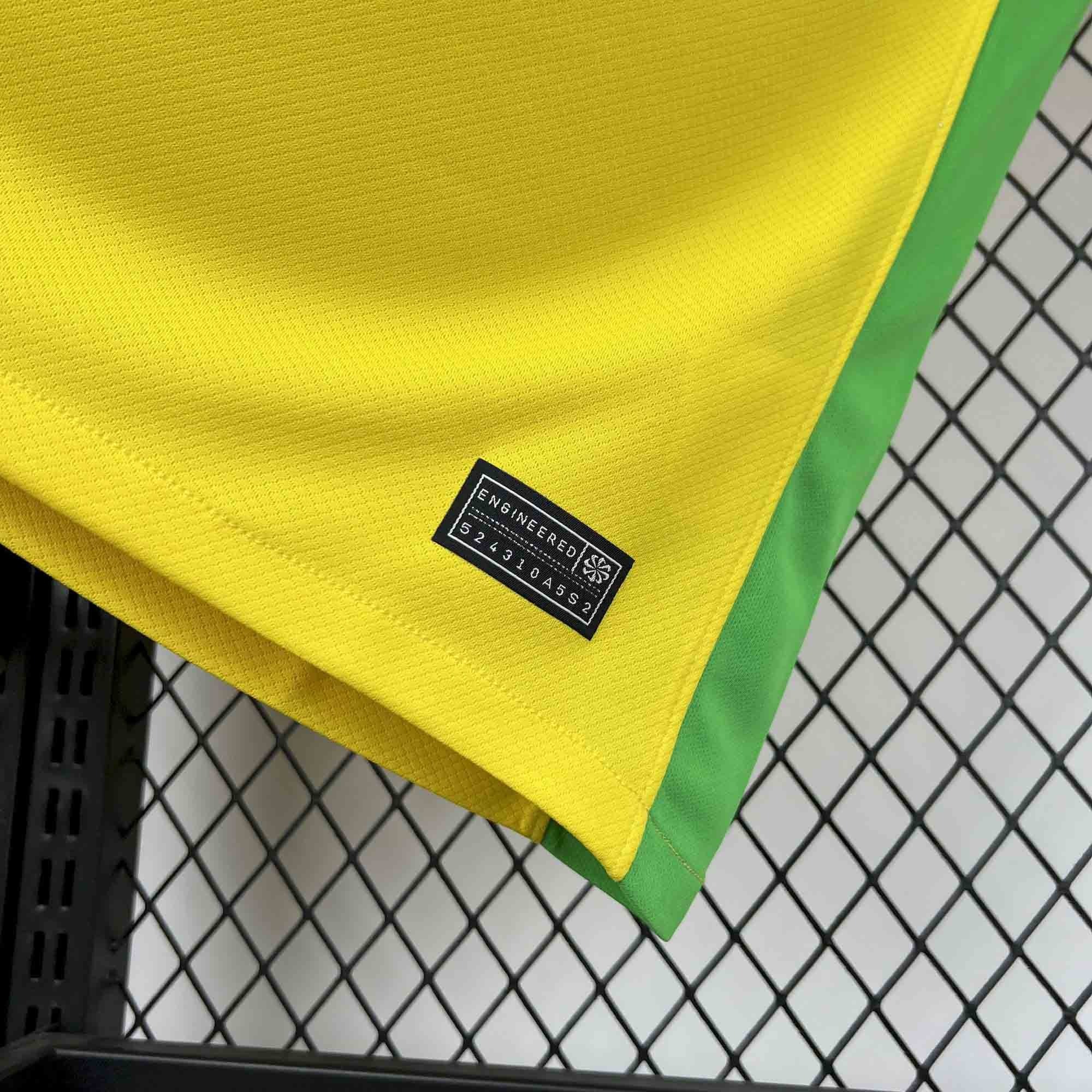 Brazil Soccer Jersey Home Custom Shirt 2025 - ujerseystore