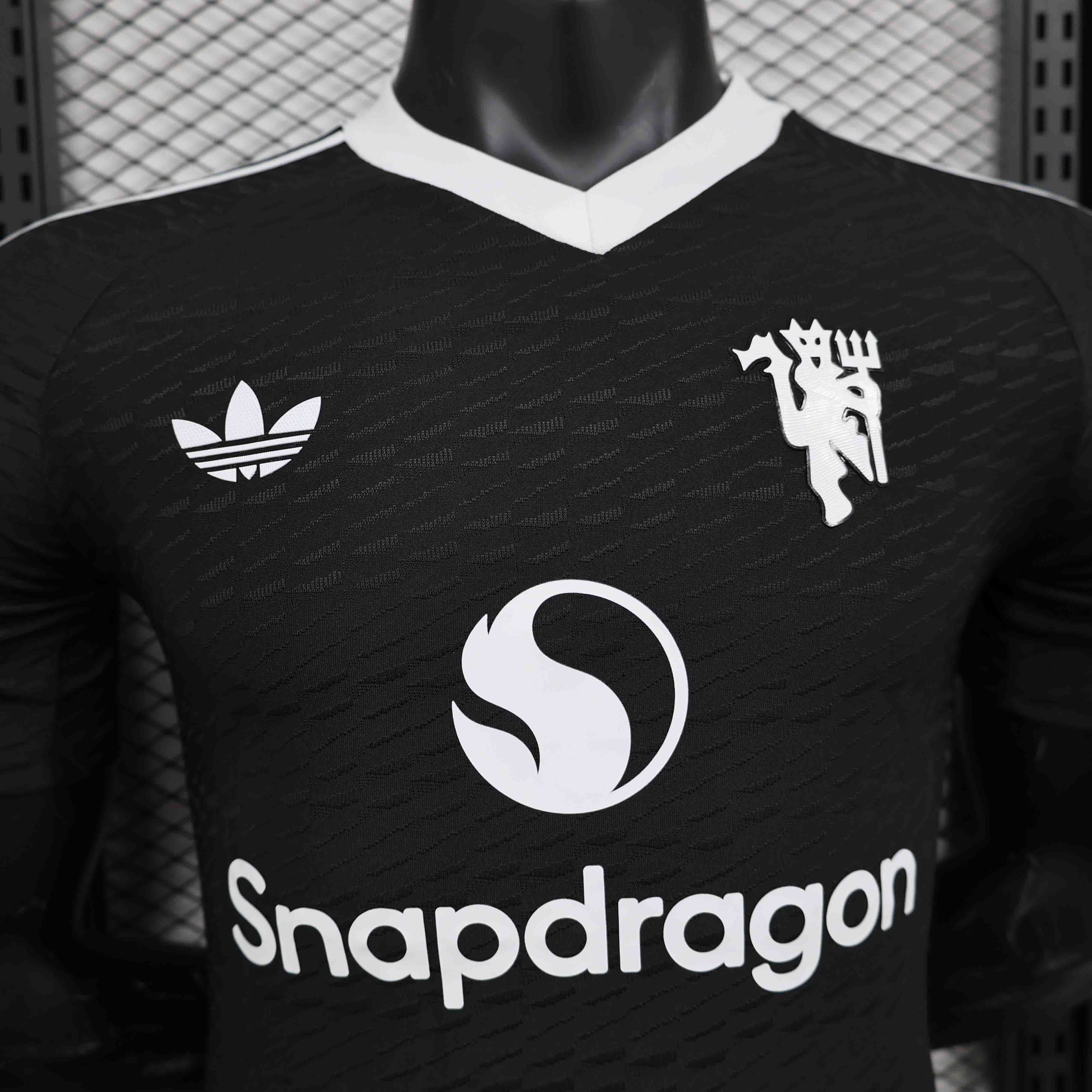 Manchester United Third Goalkeeper Football Jersey Shirt 2024/25 - Ujersey NHL