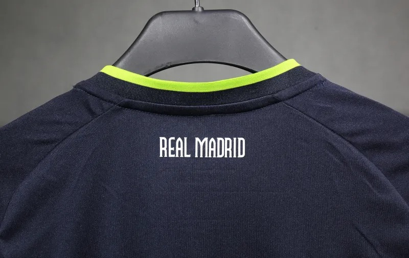 Real Madrid Retro Jersey Away Soccer Shirt 2010/11