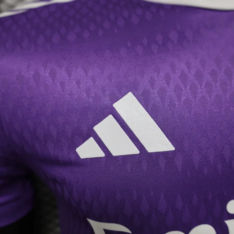 Real Madrid Retro Jersey Away Soccer Shirt 2016/17