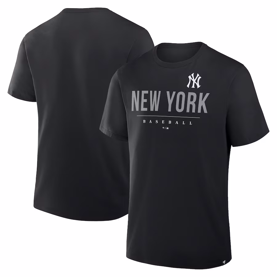 Men's New York Yankees Fanatics Black Color Pop Legacy Clubhouse T-Shirt