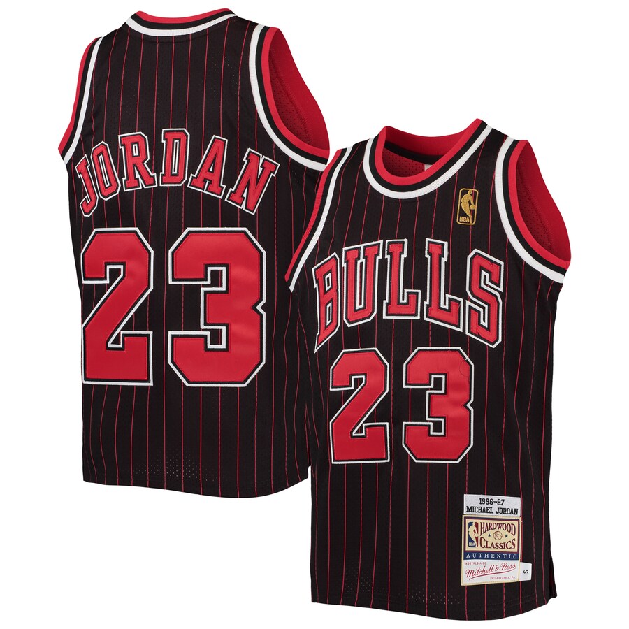 Youth Chicago Bulls Michael Jordan Mitchell & Ness Black/Red 1996-97 Hardwood Classics Authentic Jersey