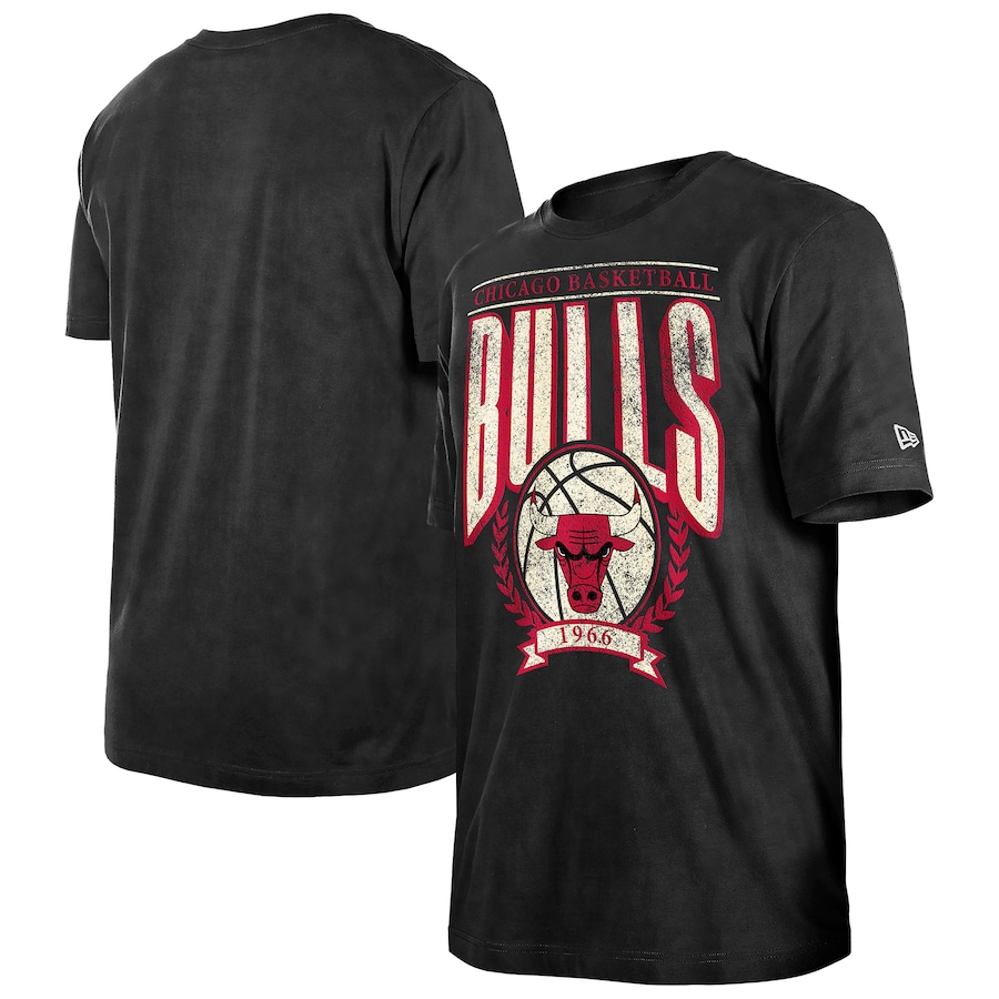 Men's Chicago Bulls  New Era Black Hardwood Classics Oversized Boxy Mineral Wash T-Shirt - Ujersey