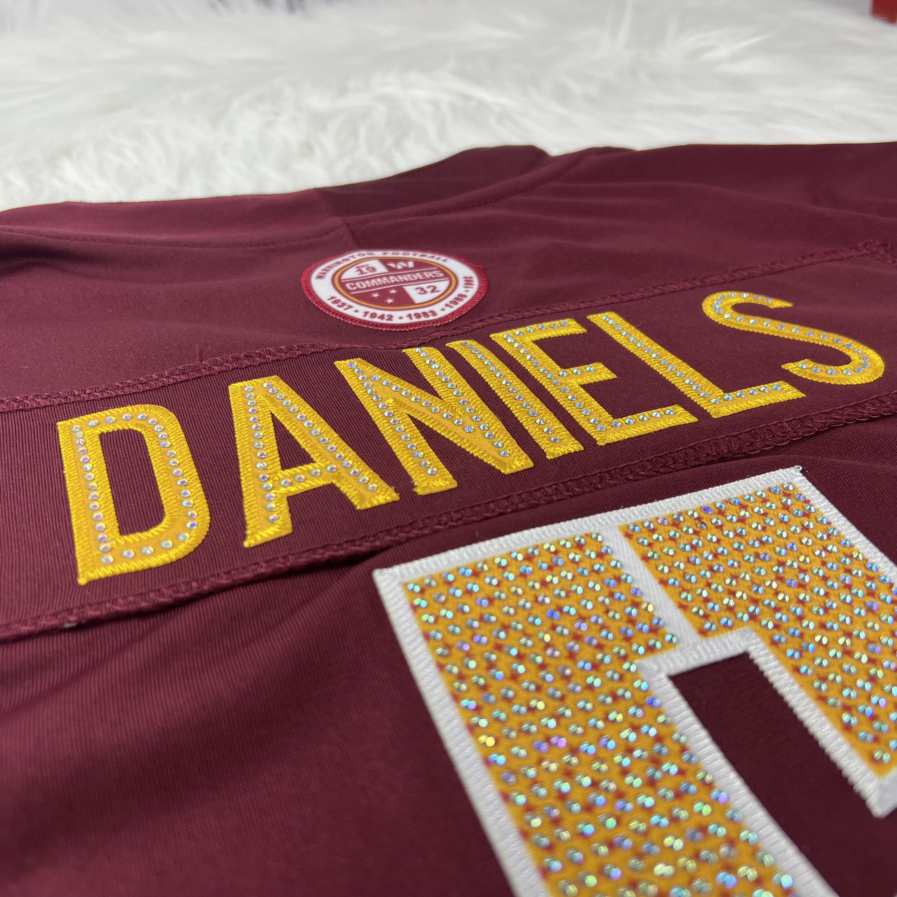 [Diamond-Studded Collector's Edition] Jayden Daniels Washington Commanders Nike Vapor F.U.S.E. Limited Jersey - Burgundy - Ujersey