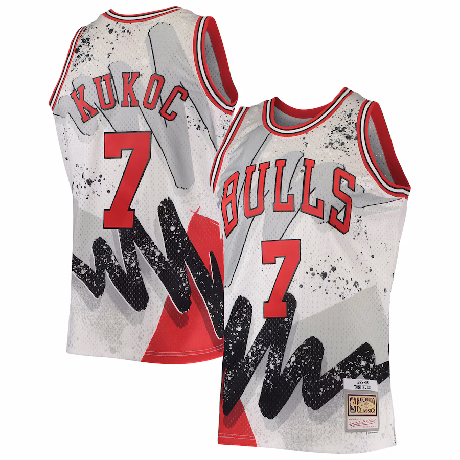 Men's Chicago Bulls Toni Kukoc Mitchell & Ness White Hardwood Classics 1995/96 Hyper Hoops Swingman Jersey - ujerseystore