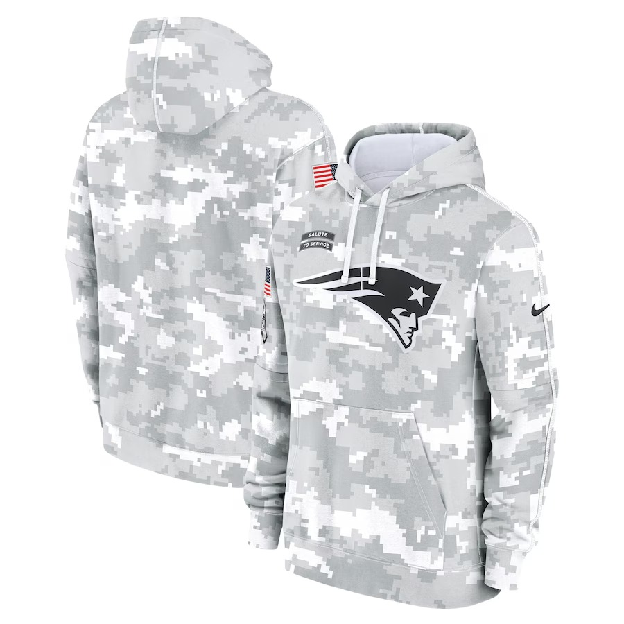 Men's New England Patriots Nike Arctic Camo 2024 Salute to Service Club Fleece Pullover Hoodie - ujerseystore